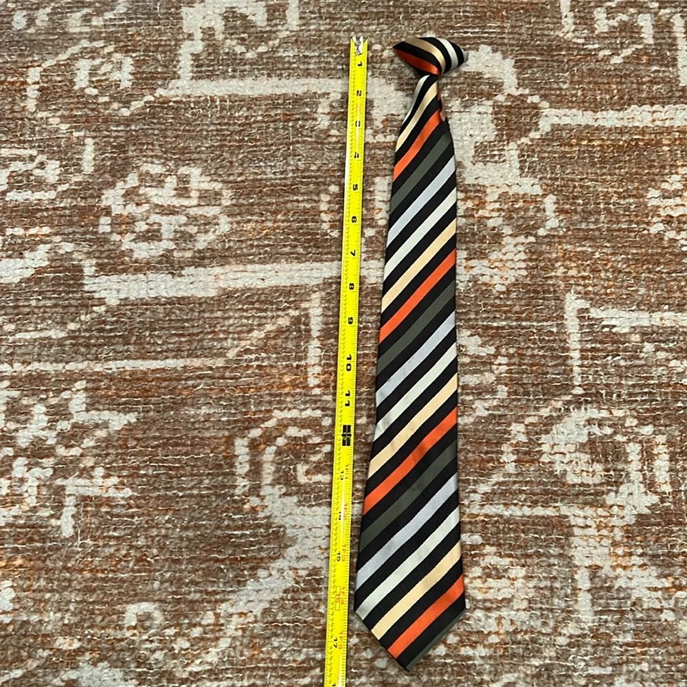 clip on tie! striped!